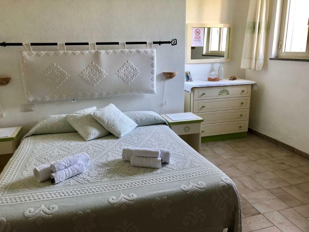 B&B La Pintadera Santa Teresa Gallura Eksteriør billede